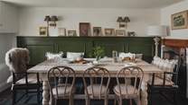 Uncover dreamy spaces for dining with your closest kin