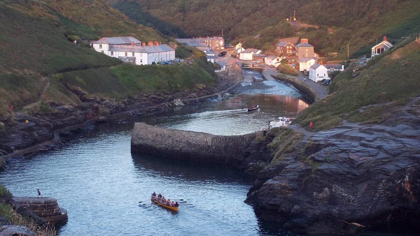 Boscastle is within easy reach, home to award-winning restaurants 