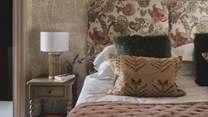 A super king zip-and-link offers the perfect solution for those requiring twin beds