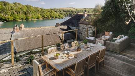 Marietta - Fowey, Sleeps 6 + cot in 3 Bedrooms