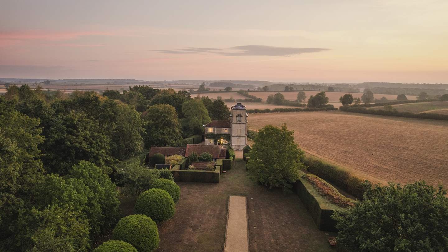 Uncover the magic of Lincolnshire at our dreamy dog-friendly homestay...