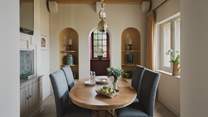 This elegant space invites for mealtimes of any occasion