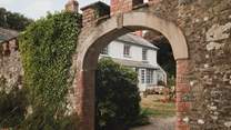 Our charming dog-friendly retreat is a luxurious backdrop for those seeking escapism with their kin