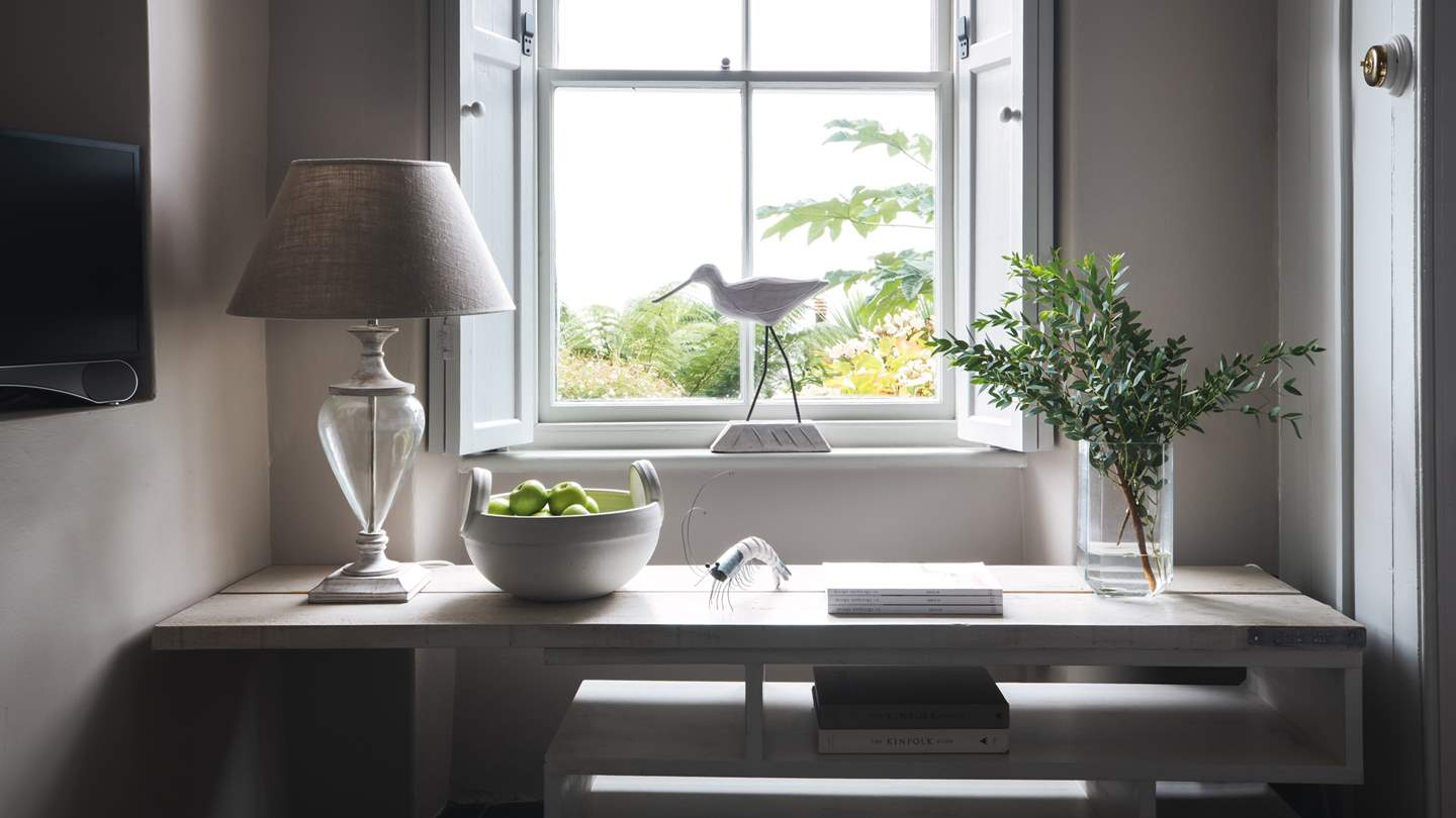 With subtle hints to its seaside location, this is a wonderfully romantic escape for two