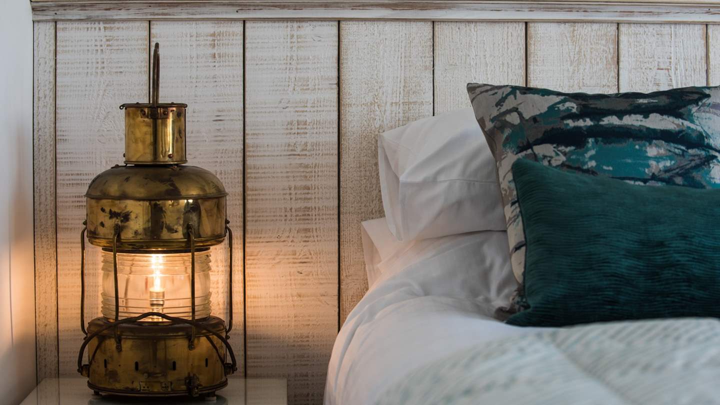 This vintage fisherman's lamp is absolutely splendid