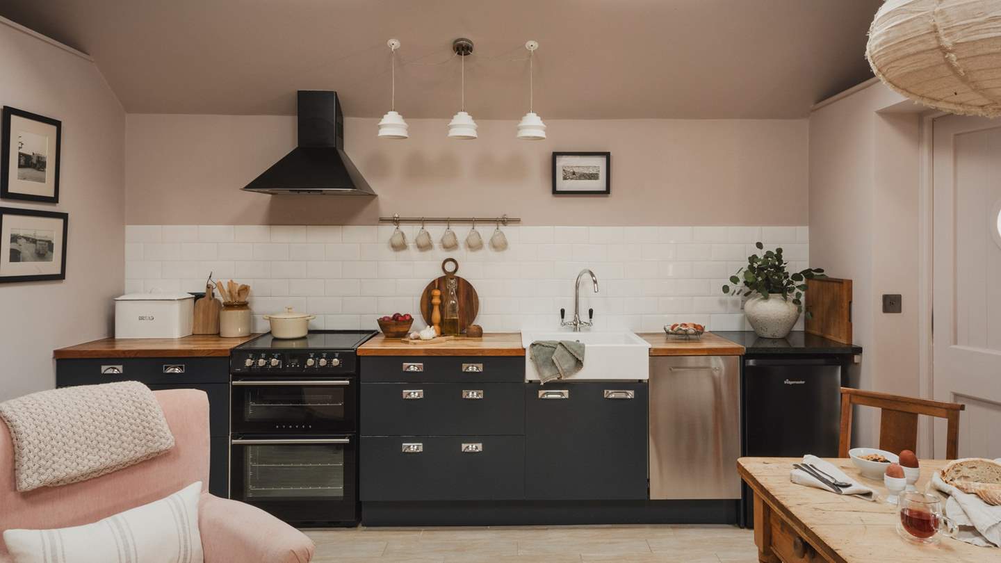 We adore the monochrome hues in the kitchen 