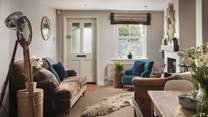 Welcome to Yachtsman's Cottage, a luxurious nesting spot in the heart of Lymington