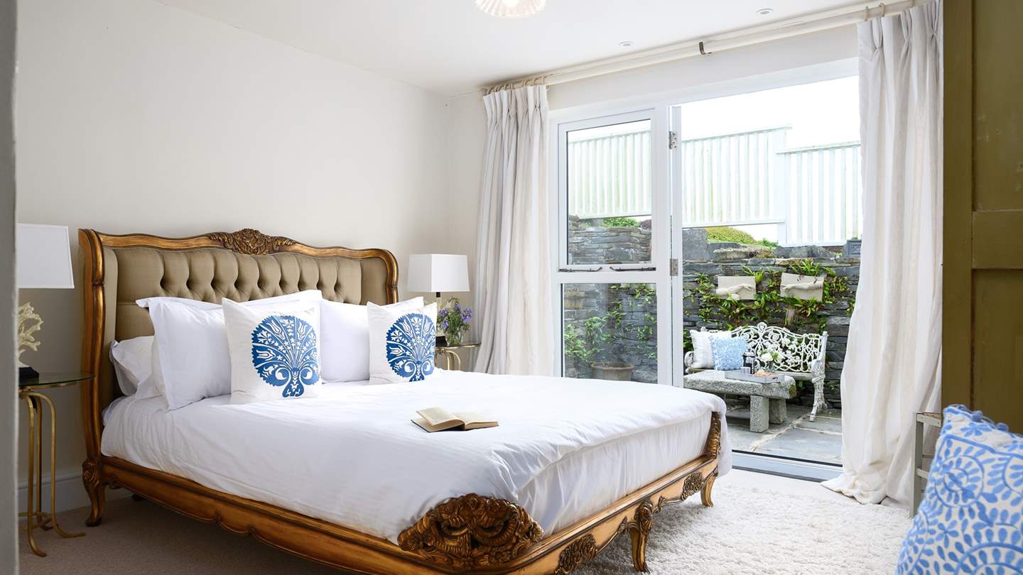 All of the bedrooms are beautifully styled with Sweet Pea and Willow beds, Hypnos mattresses and Egyptian cotton sheets and duck down pillows