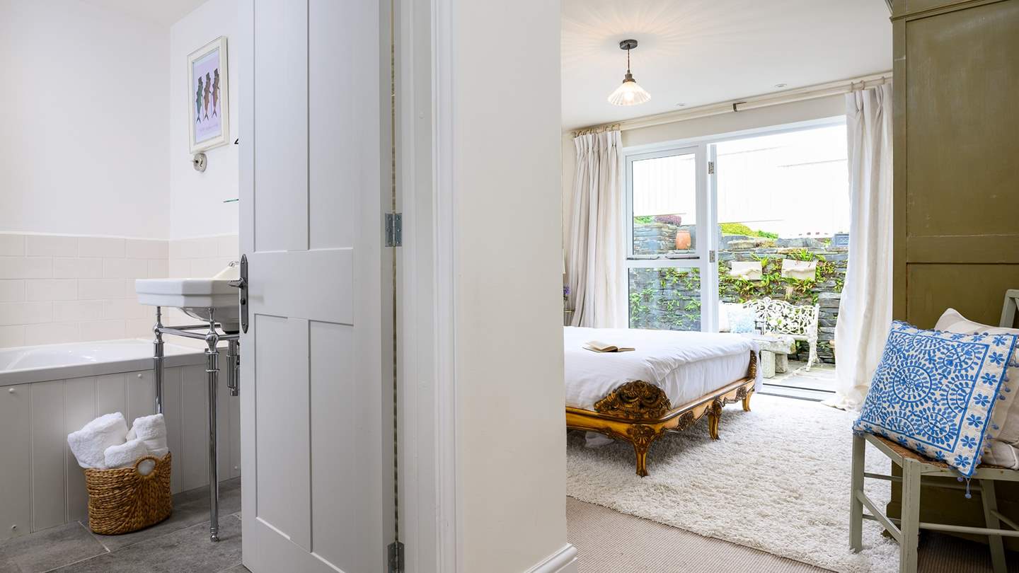 There are three bathrooms; the two en suites and the family bathroom are fitted with underfloor heating