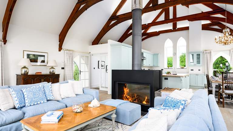 The Chapel - Sleeps 8 + cot - Trebarwith Strand