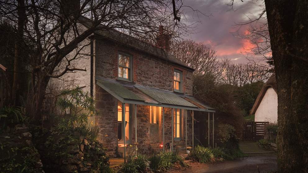 Enjoy Boutique Luxury At Grandad S Cottage The Lizard