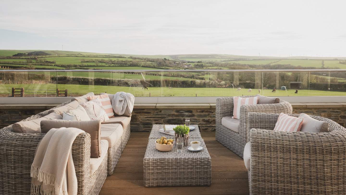 Barn Owl Roost has shared use of the heated indoor swimming pool, steam room, sauna and fantastic decking area overlooking the lush countryside